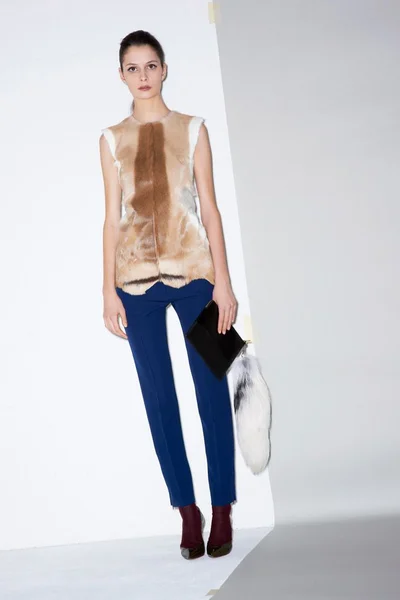 Look 4